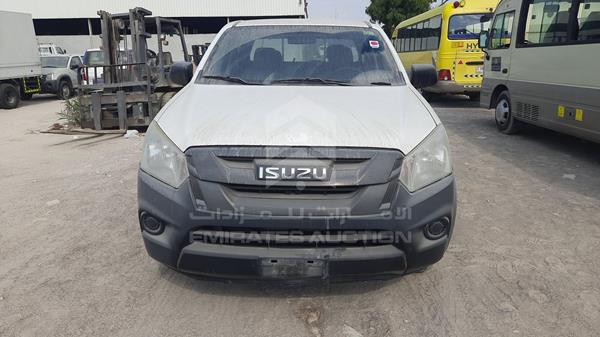 Isuzu D (0)