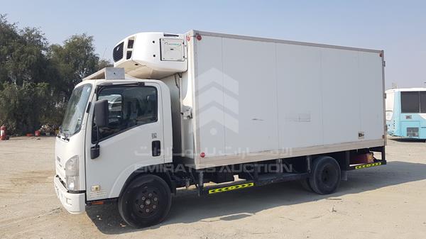 Isuzu Reward np (2017)