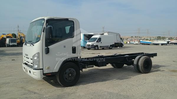 Isuzu Reward np (2017)