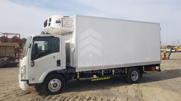 Isuzu Reward np (2017)