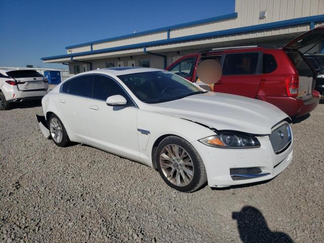 Jaguar Xf (2013)