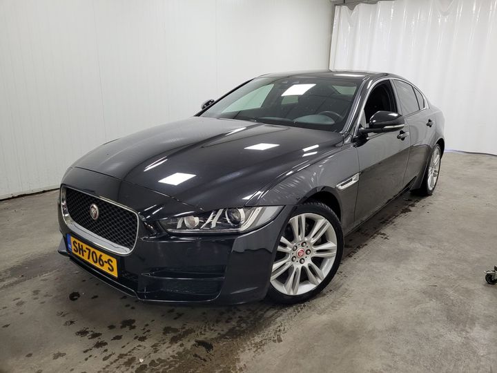 Jaguar Xe (2018)
