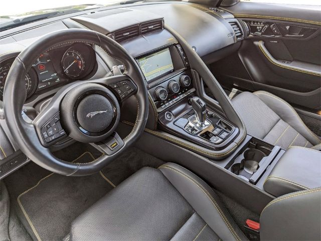 Jaguar F-type 2018