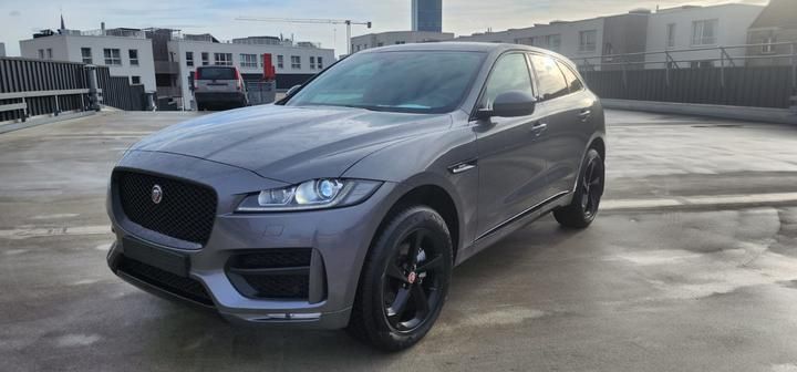 Jaguar F-pace suv (2017)