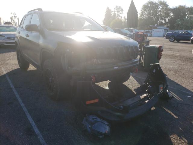 Jeep Cherokee t (2015)