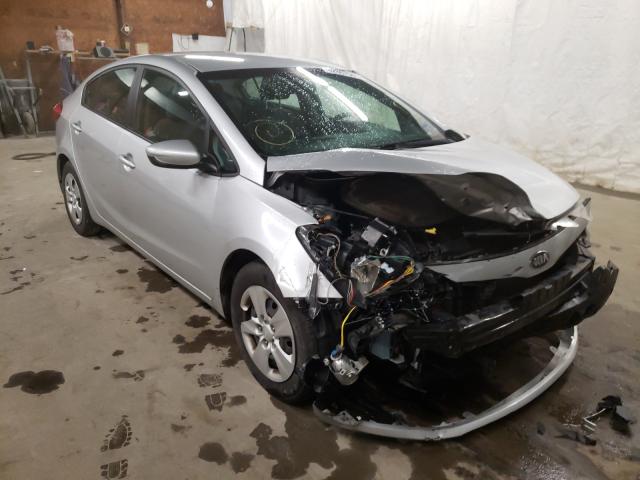Kia Forte lx (2015)