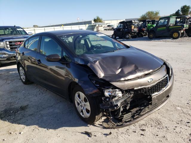 Kia Forte lx (2017)