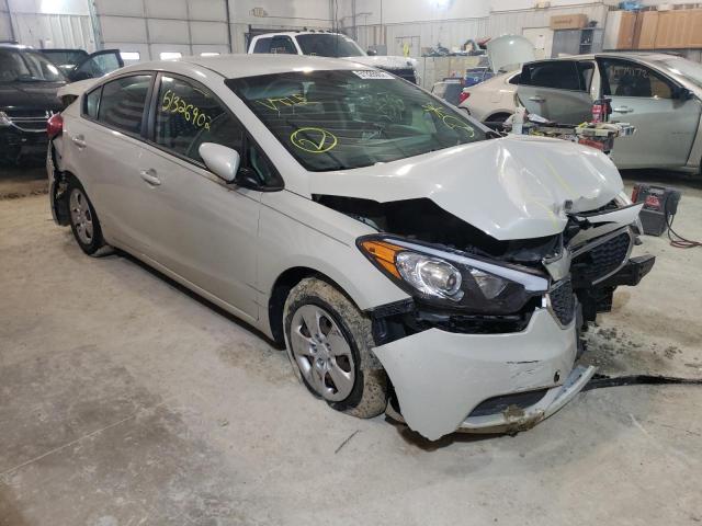 Kia Forte lx (2015)