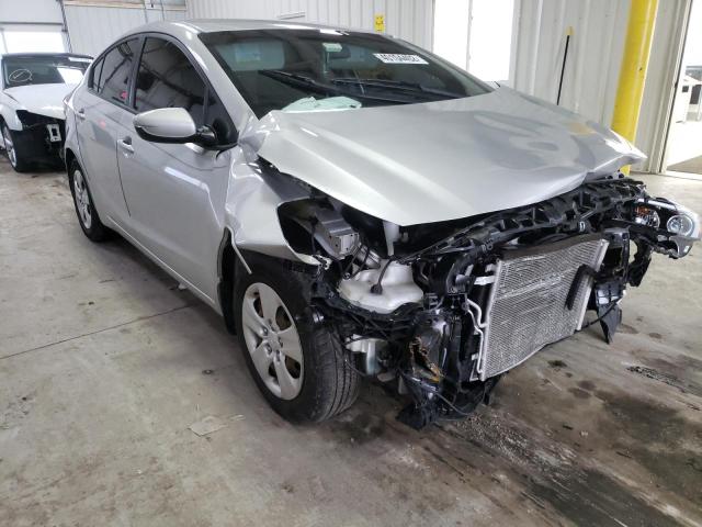 Kia Forte lx (2017)