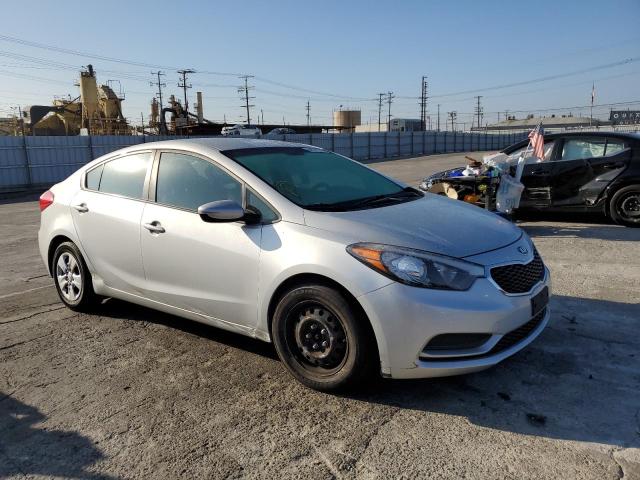 Kia Forte lx (2016)