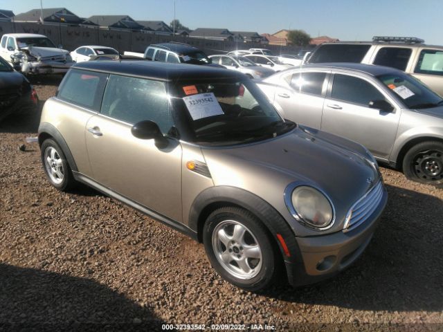Mini Cooper hardtop (2010)