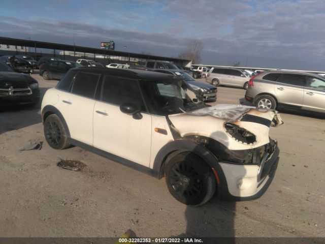Mini Cooper hardtop 4 door (2015)