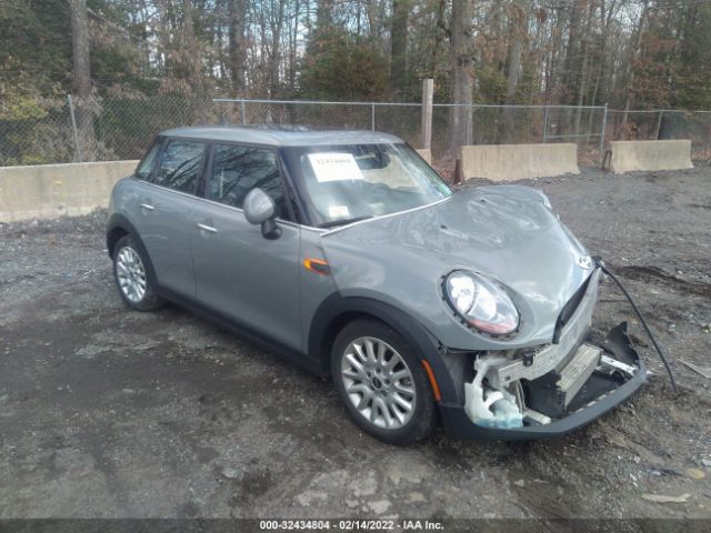 Mini Cooper hardtop 4 door (2016)