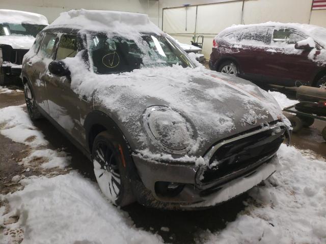 Mini Cooper clu (2017)
