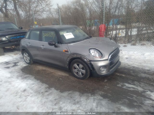 Mini Cooper hardtop 4 door (2016)