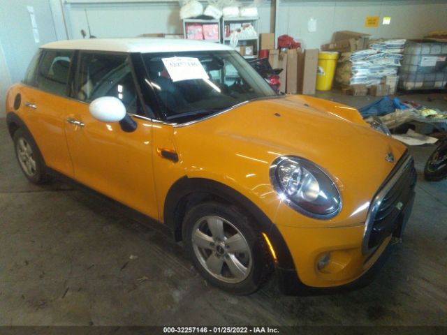 Mini Cooper hardtop 4 door (2016)