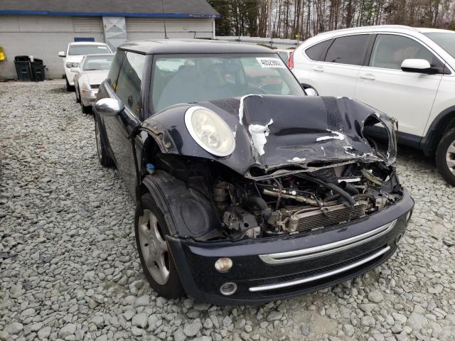 Mini Cooper (2006)