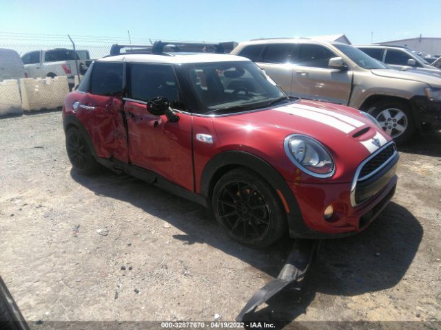 Mini Cooper hardtop 4 door (2015)