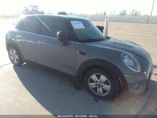 Mini Cooper hardtop 4 door (2015)