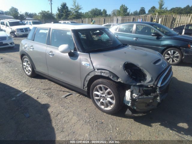 Mini Cooper hardtop 4 door (2015)