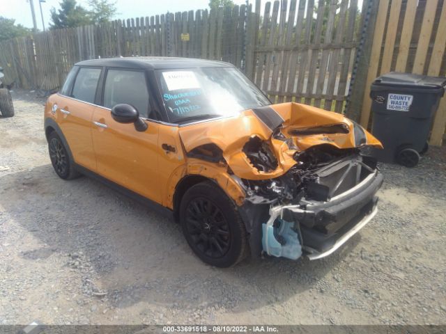 Mini Cooper hardtop 4 door (2015)