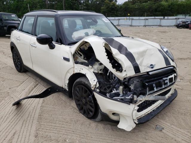 Mini Cooper (2020)