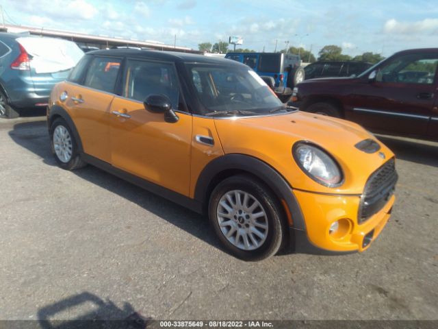 Mini Cooper hardtop 4 door (2015)