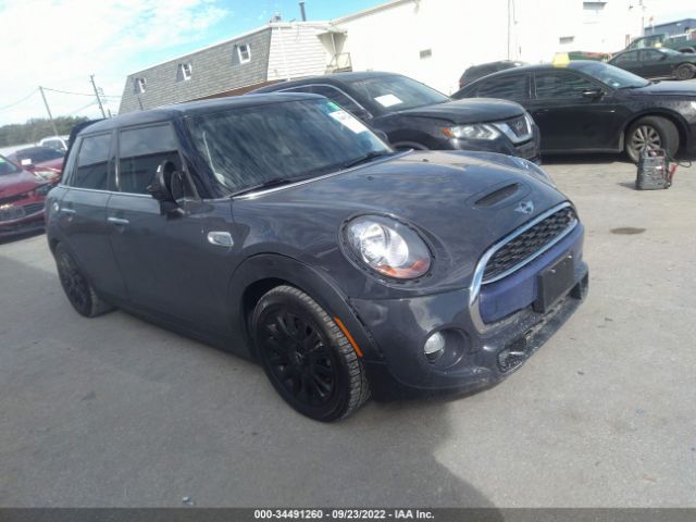 Mini Cooper hardtop 4 door (2015)