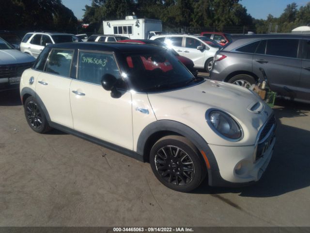 Mini Cooper hardtop 4 door (2015)