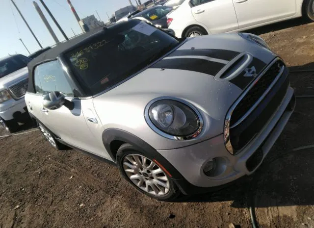 Mini Cooper convertible (2016)