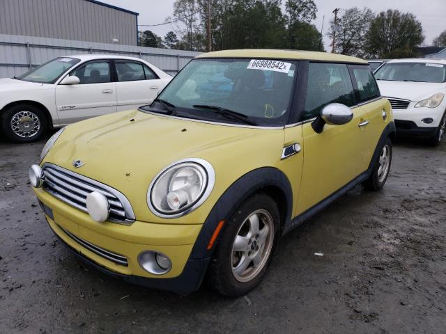 Mini Cooper (2010)