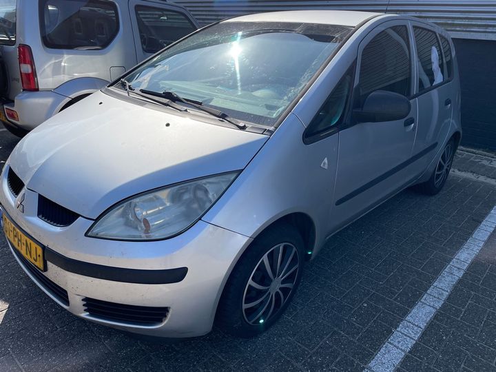 Mitsubishi Colt (2004)