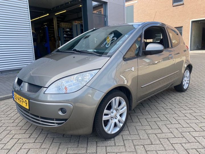 Mitsubishi Colt (2008)