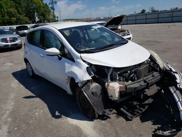 Nissan Versa note (2015)