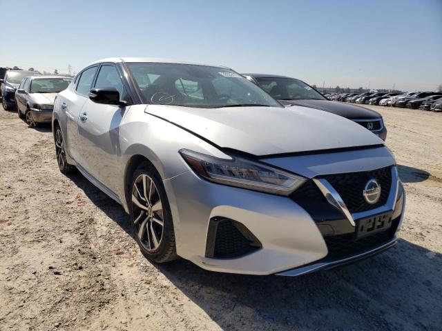 Nissan Maxima sv (2020)