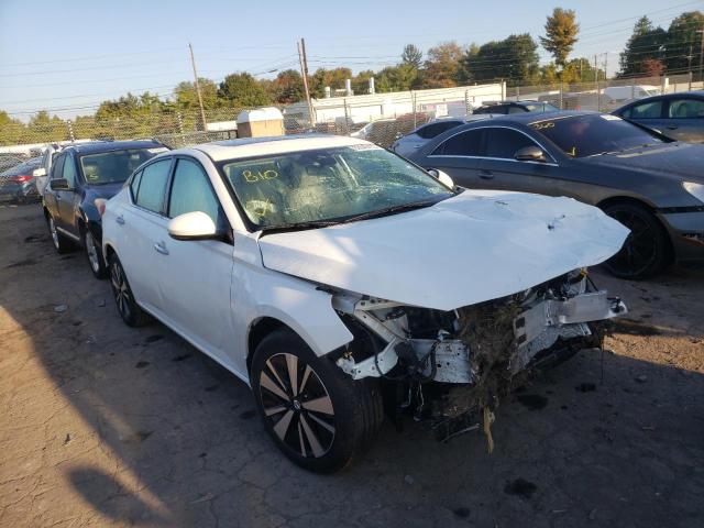 Nissan Altima sv (2021)