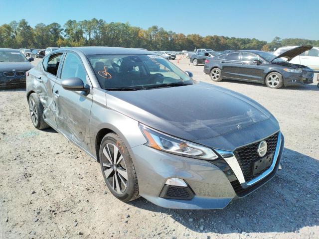 Nissan Altima sv (2022)