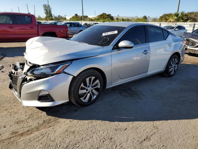 Nissan Altima s (2020)