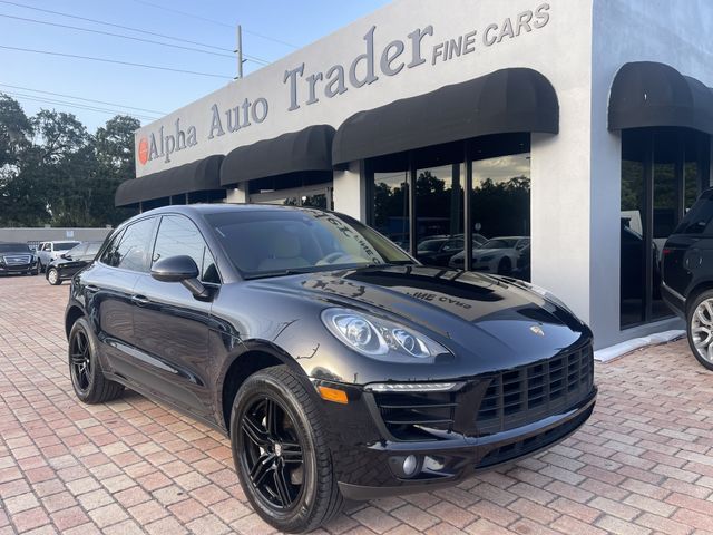 Porsche Macan (2015)