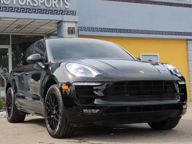 Porsche Macan (2017)