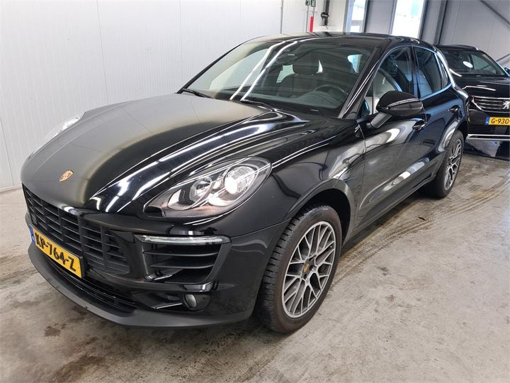 Porsche Macan (2016)