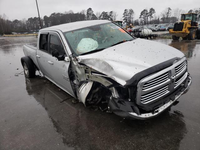 Ram 1500 slt (2017)
