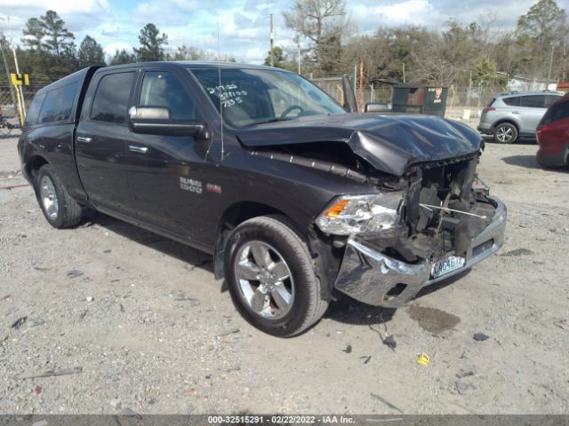 Ram 1500 slt (2015)