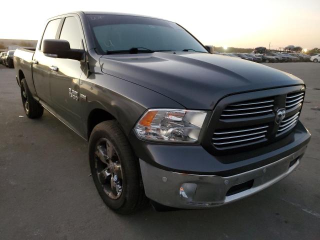 Ram 1500 slt (2017)