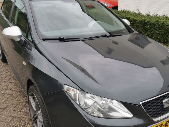 Seat Ibiza st (2011)
