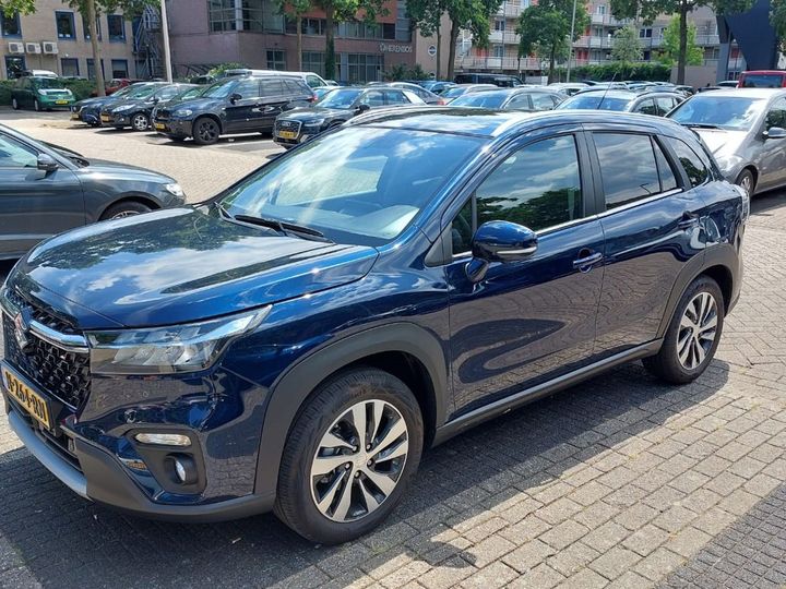 Suzuki S-cross (2022)