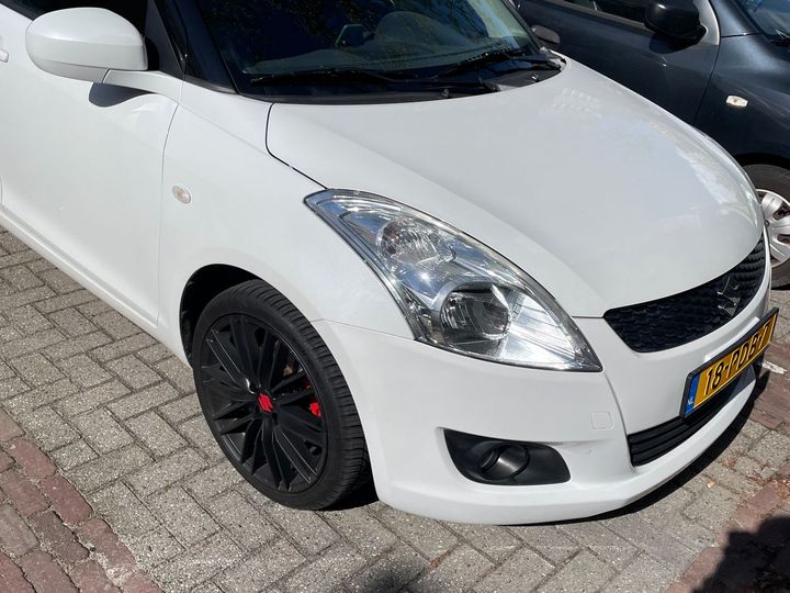Suzuki Swift (2011)
