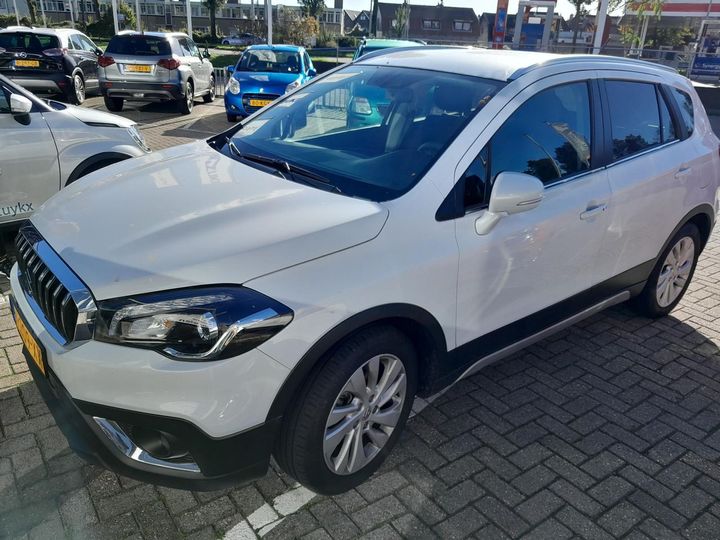 Suzuki S-cross (2020)