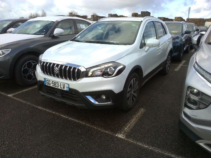 Suzuki S-cross (2021)
