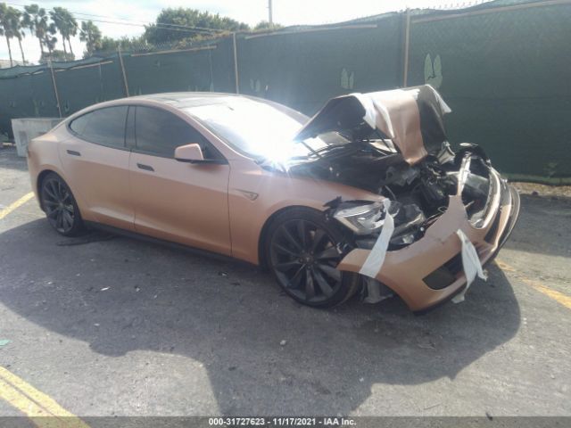 Tesla Model s (2015)